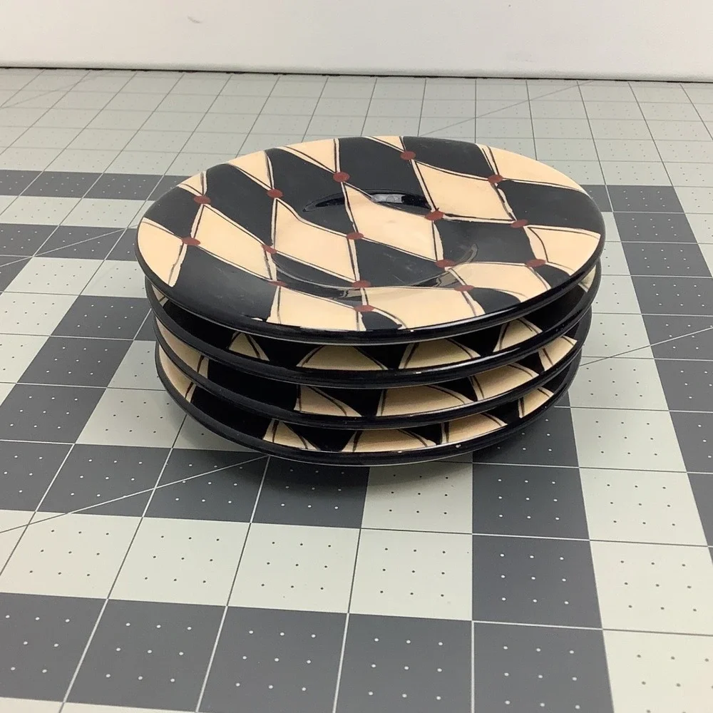 Lori Siebert Silvestri Harlequin Diamond Saucer Plates Set of 4 Black Cream Red - Picture 4 of 5